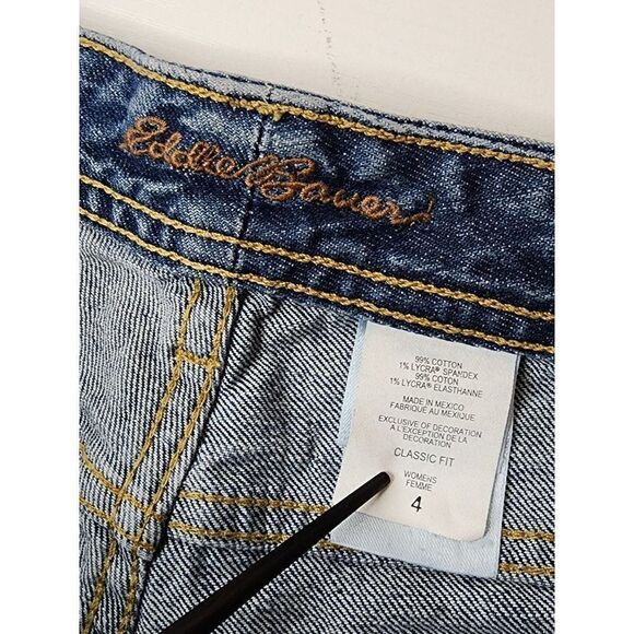 Eddie Bauer Classic Fit Size 4 Straight Jeans - Picture 9 of 9